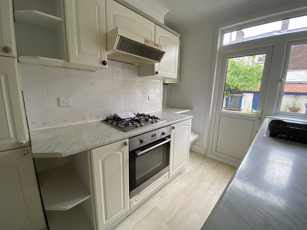 2 bed house to rent in Rosewood Terrace, Exeter 3