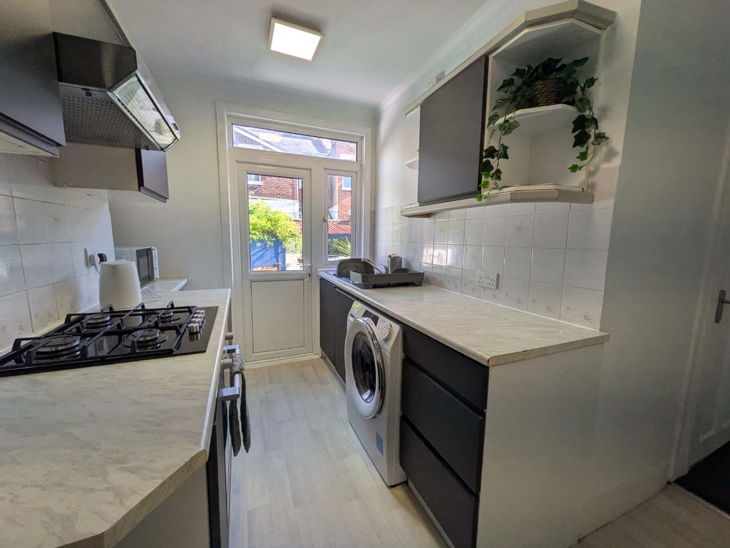 2 bed house to rent in Rosewood Terrace, Exeter  - Property Image 3