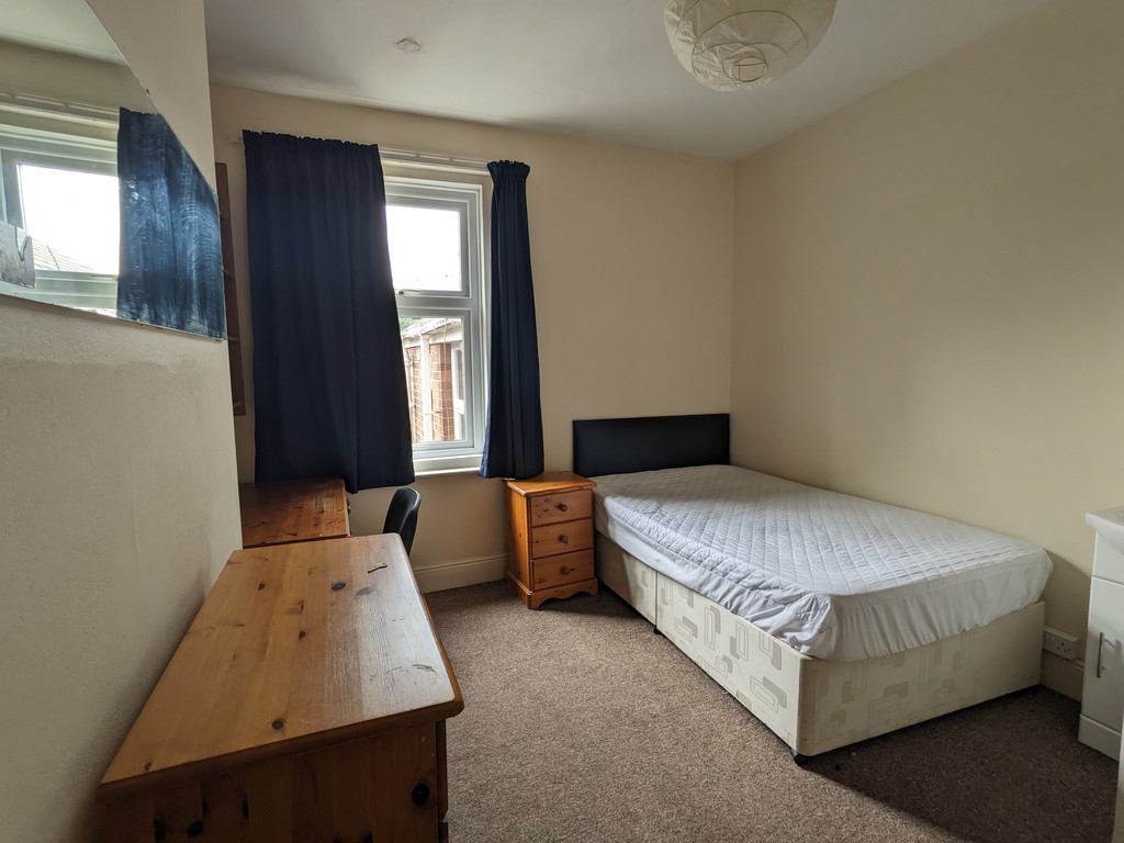 1 bed house to rent in Cowley Bridge Road 11