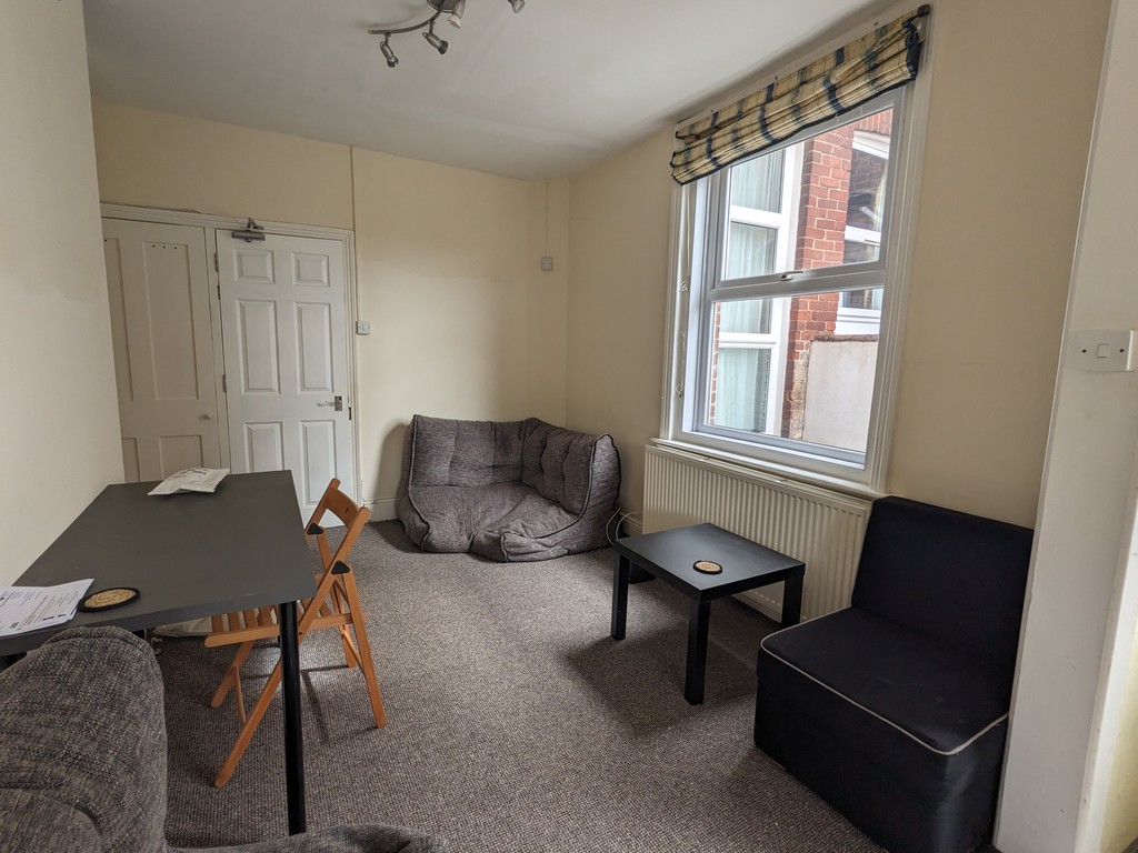 1 bed house to rent in Cowley Bridge Road 3