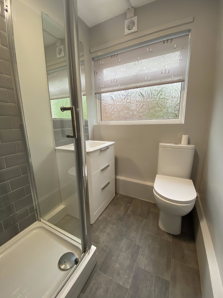 2 bed flat to rent in Mowbray Avenue, Exeter 7