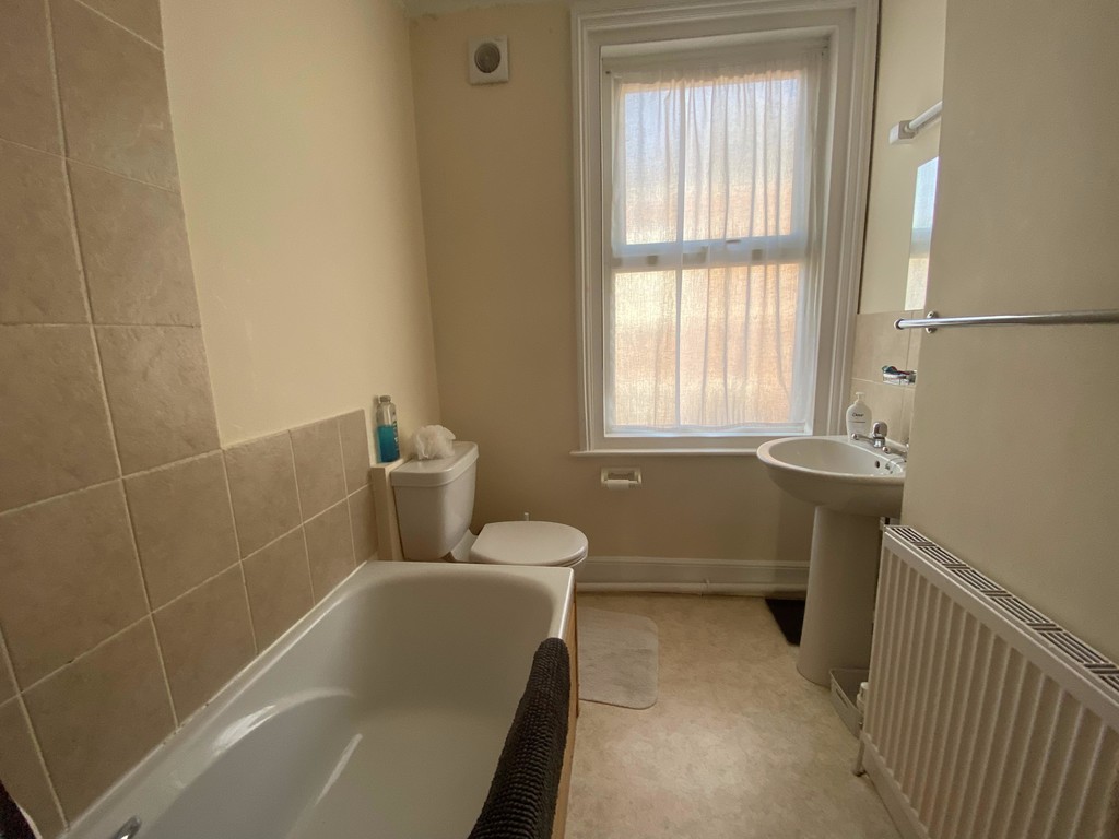 5 bed house to rent in Victoria Street, Exeter 11