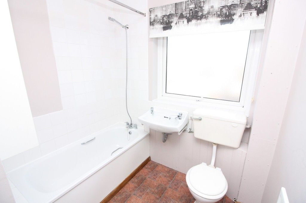 2 bed flat for sale in Sandford Walk, Newtown, Exeter 5