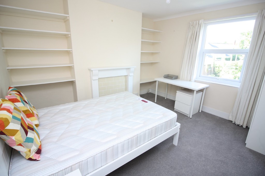 2 bed flat to rent in St James Terrace, Exeter  - Property Image 11