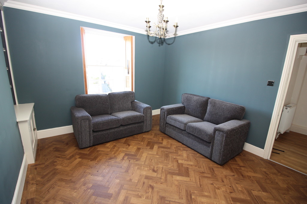 2 bed flat to rent in Old Tiverton Road, Exeter  - Property Image 1