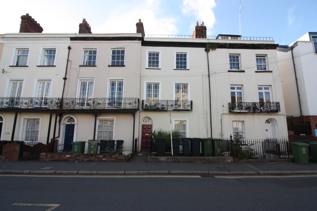 2 bed flat to rent in Old Tiverton Road, Exeter  - Property Image 2