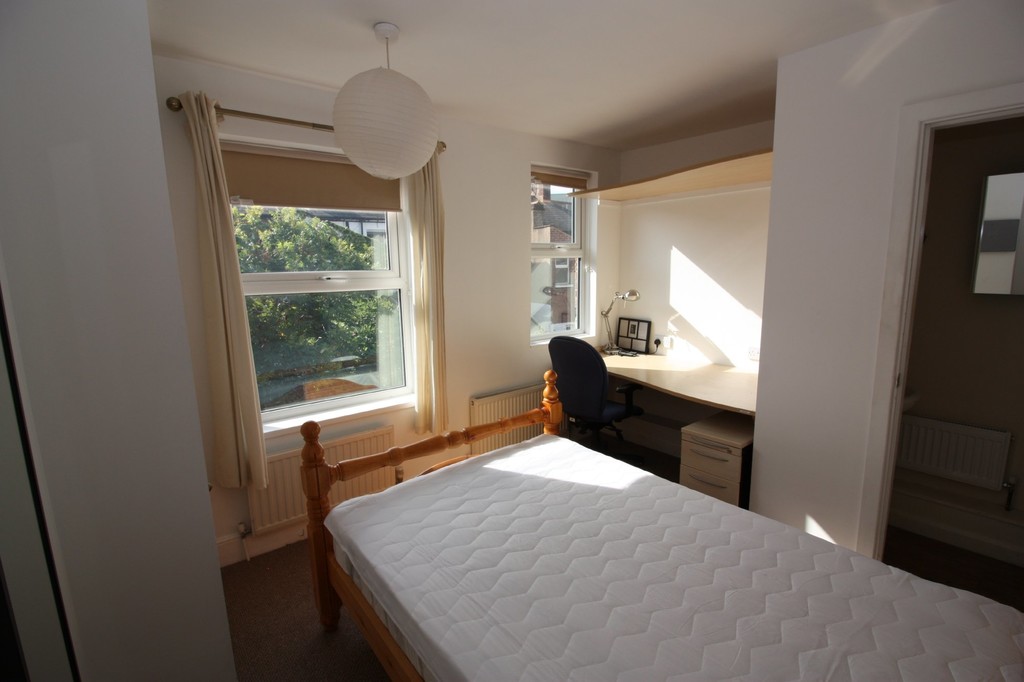 2 bed house for sale in St James, Exeter  - Property Image 4