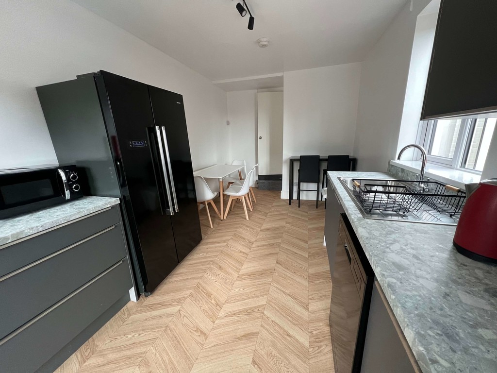 5 bed house to rent in Pinhoe Road, Exeter, EX4