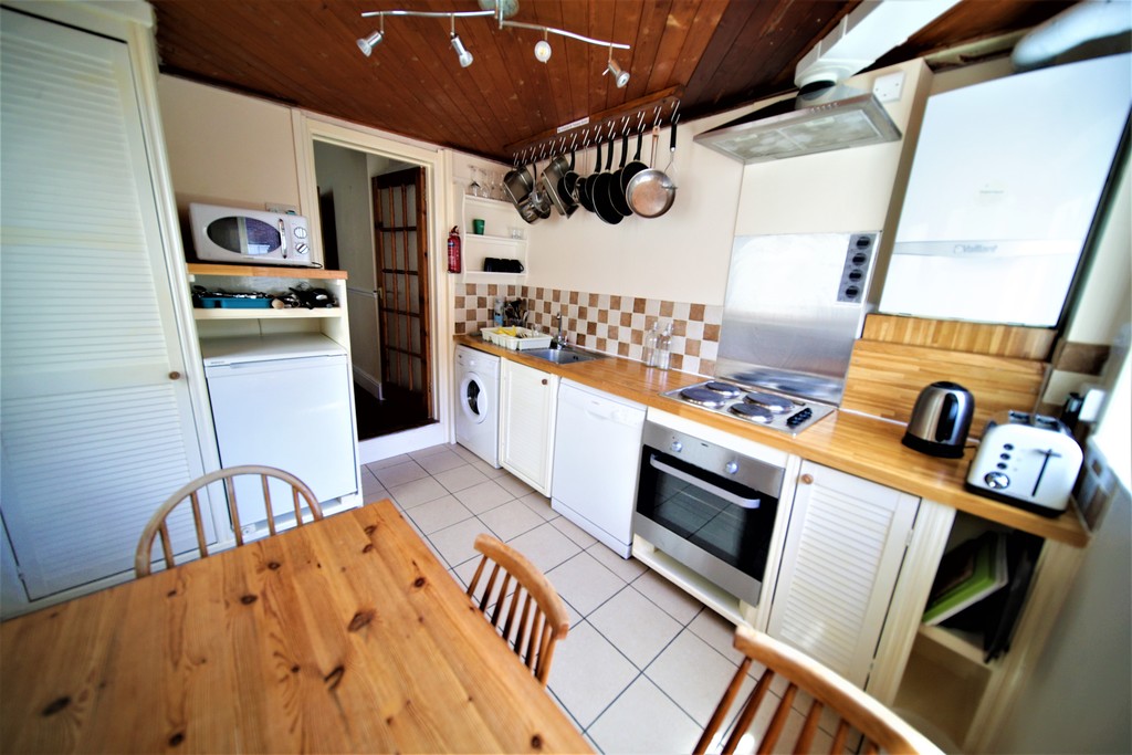 4 bed house for sale in Rosebery Road, Exeter  - Property Image 4