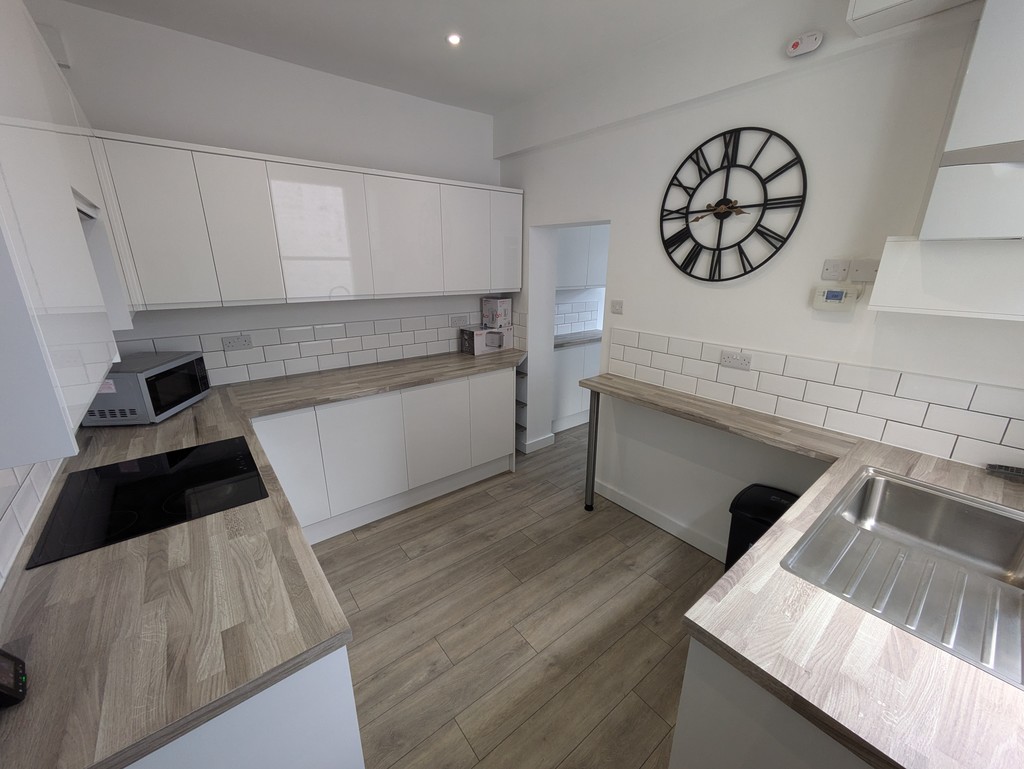7 bed house to rent in Richmond Road, Exeter  - Property Image 2