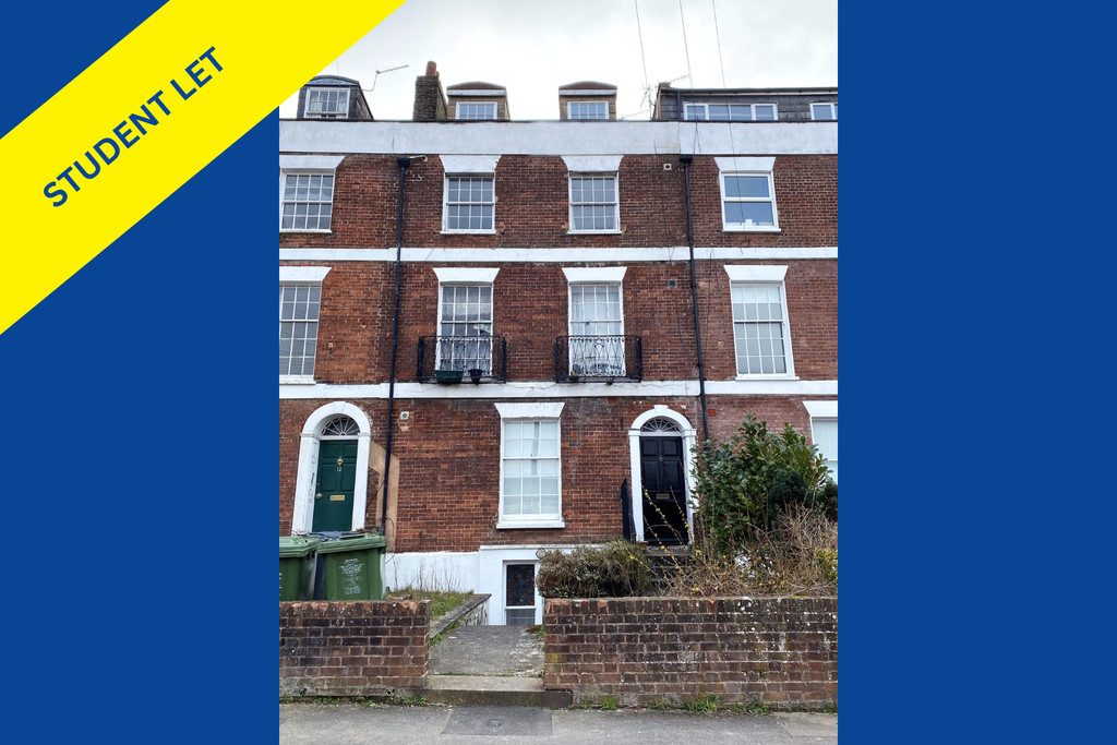 2 bed flat to rent in Oxford Road, Exeter 1