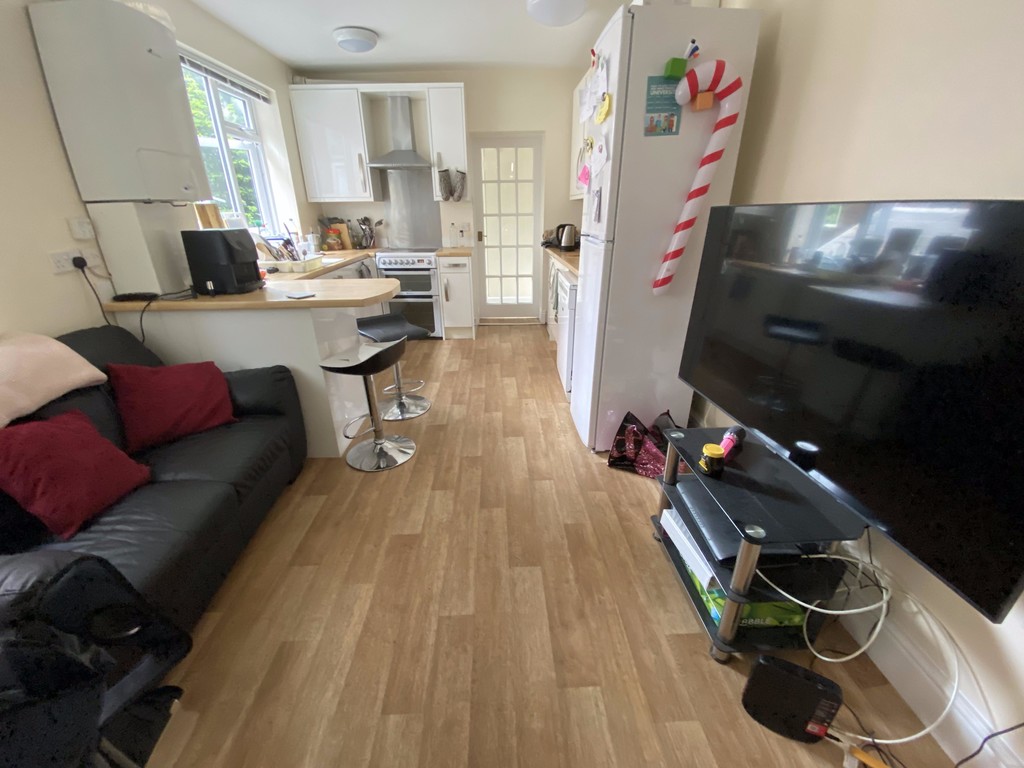 1 bed house to rent in Priory Road, Exeter  - Property Image 2