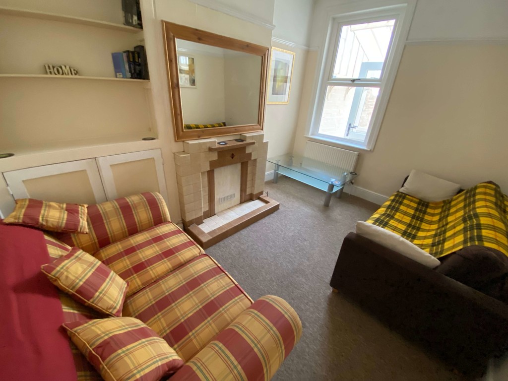 4 bed house for sale in Manston Road, Mount Pleasant  - Property Image 5