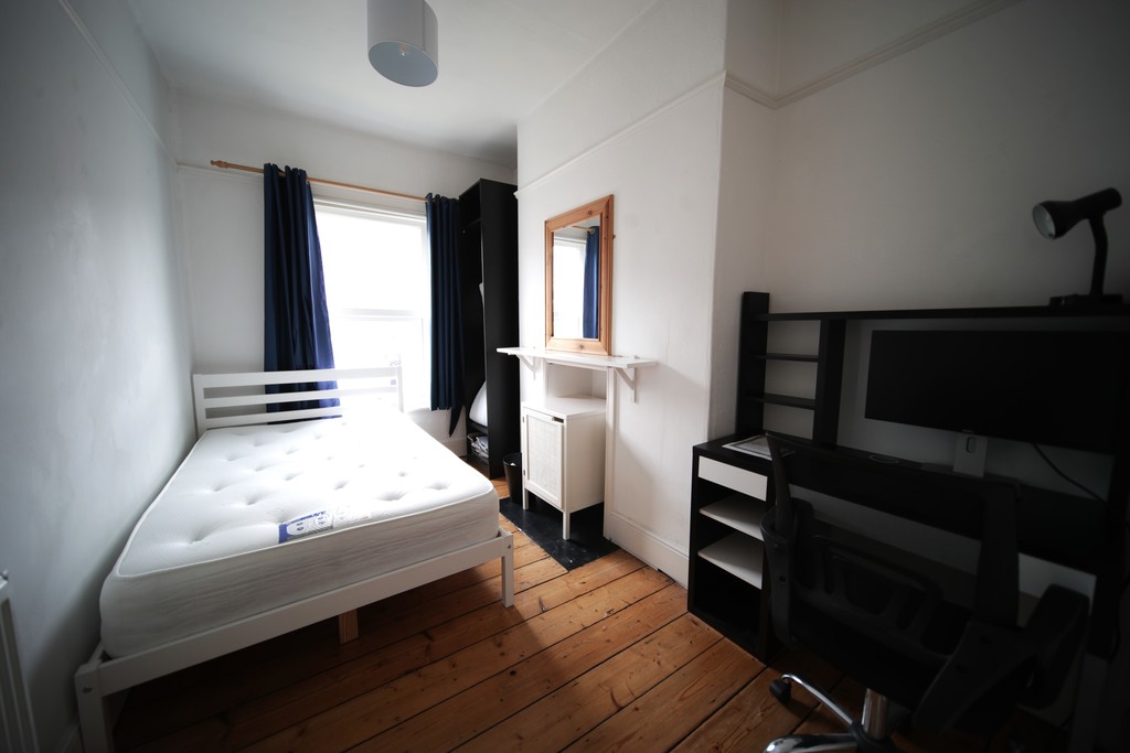 5 bed house for sale in Oxford Road, St James, Exeter 8