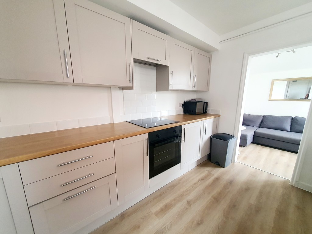 5 bed house to rent in Pinhoe Road, Exeter  - Property Image 3