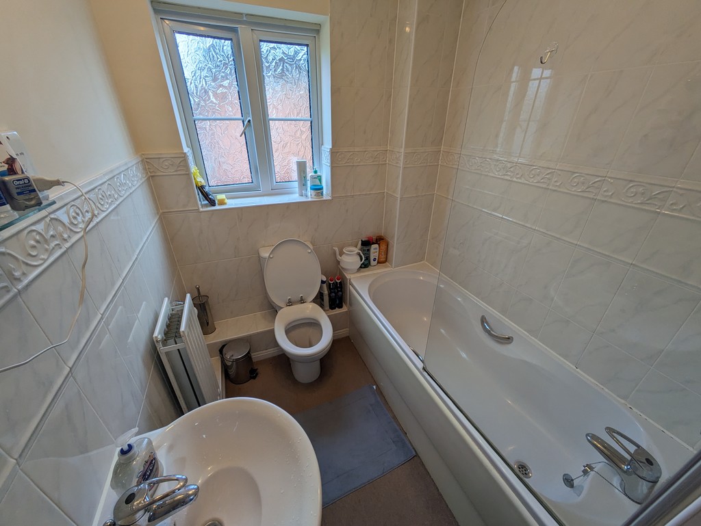 5 bed house to rent in Fleming Way, Exeter  - Property Image 10