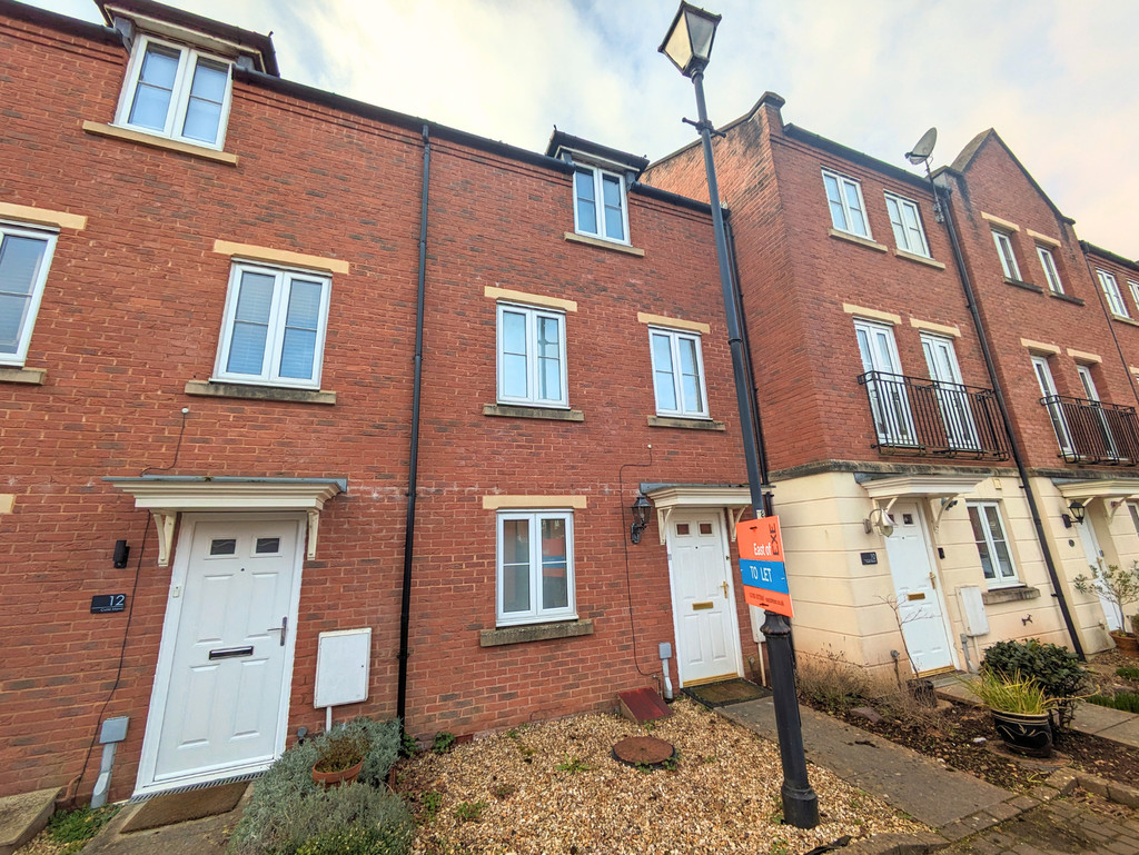 4 bed house to rent in Curie Mews, Exeter 1
