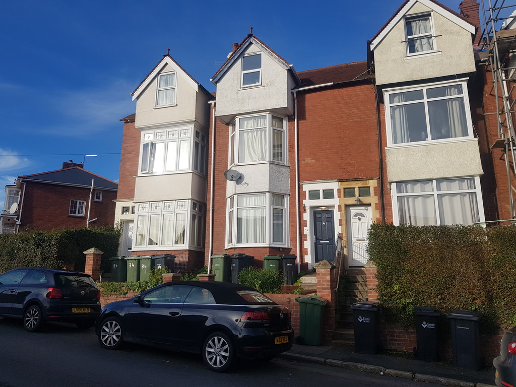 6 bed house to rent  - Property Image 2