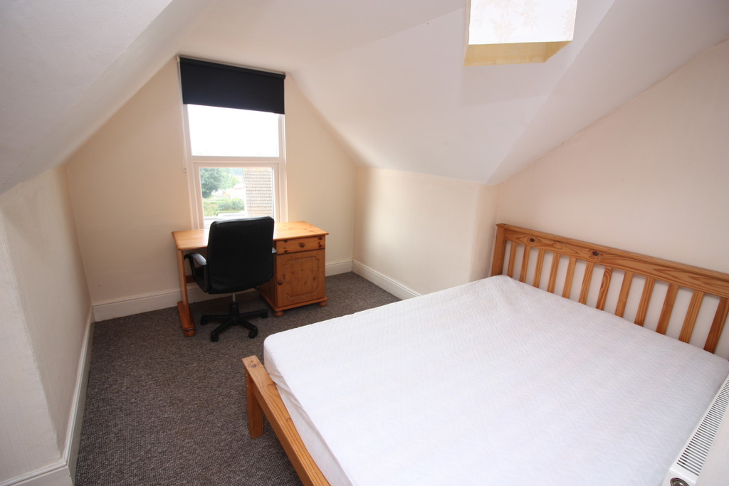 6 bed house to rent 10