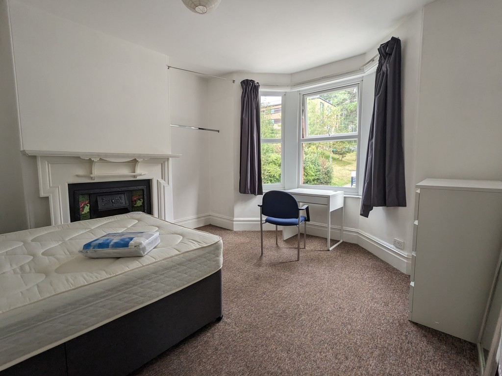 1 bed house to rent  - Property Image 8