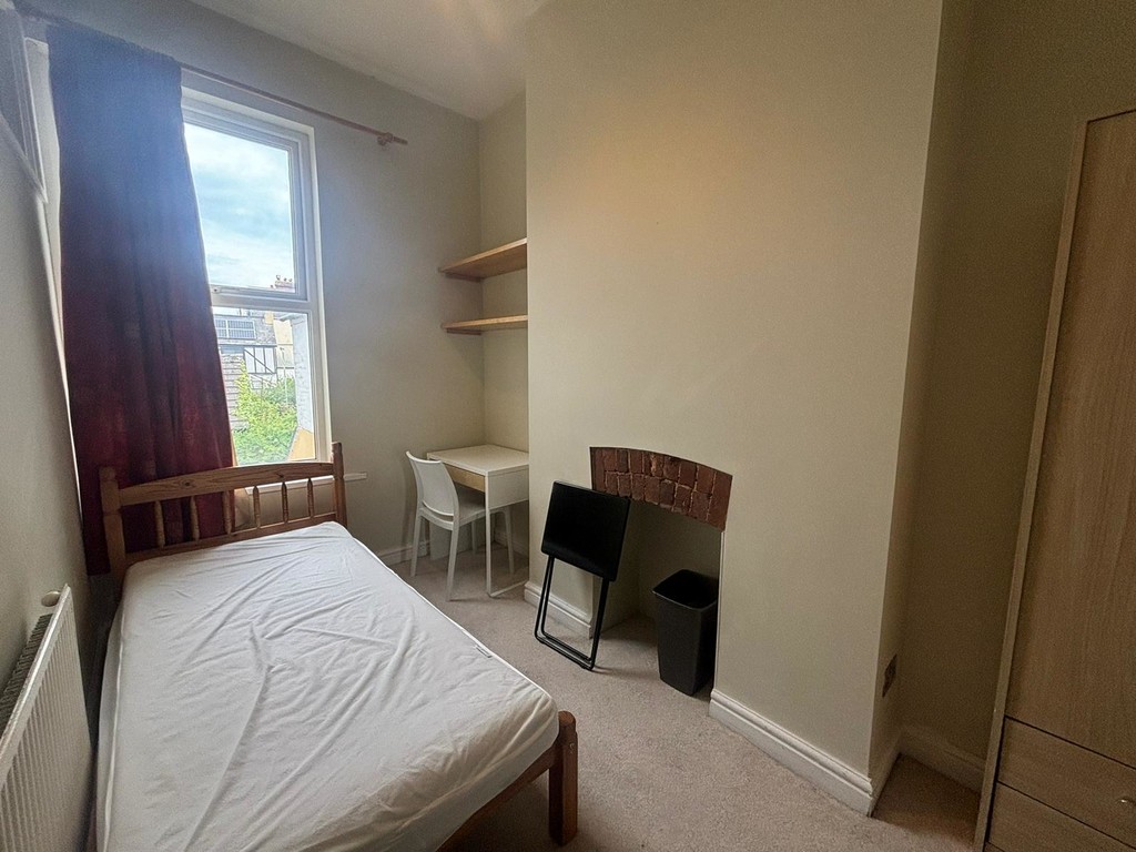 2 bed flat to rent in Old Tiverton Road, Exeter 7