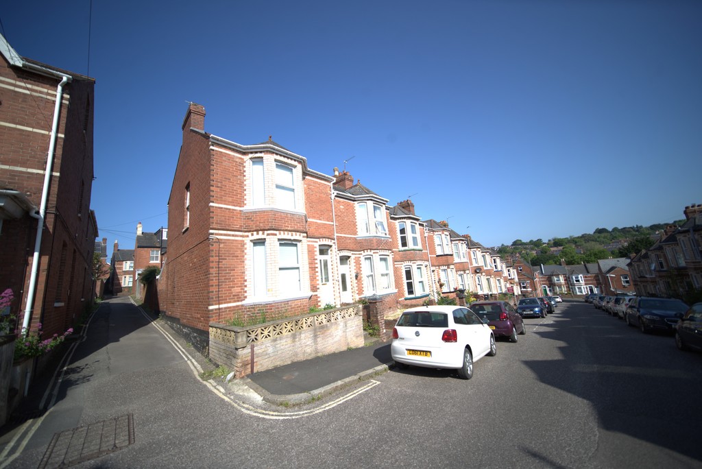 4 bed house to rent in Monkswell Road, Mount Pleasant - Property Image 1