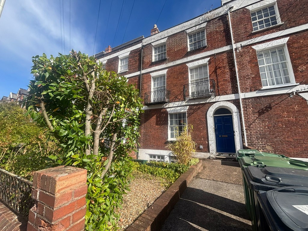 2 bed flat to rent in Oxford Road, Exeter  - Property Image 1