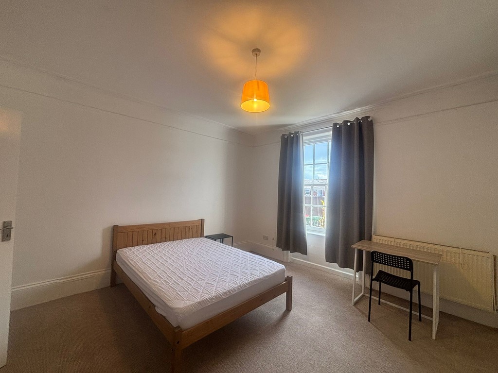 2 bed flat to rent in Oxford Road, Exeter  - Property Image 6