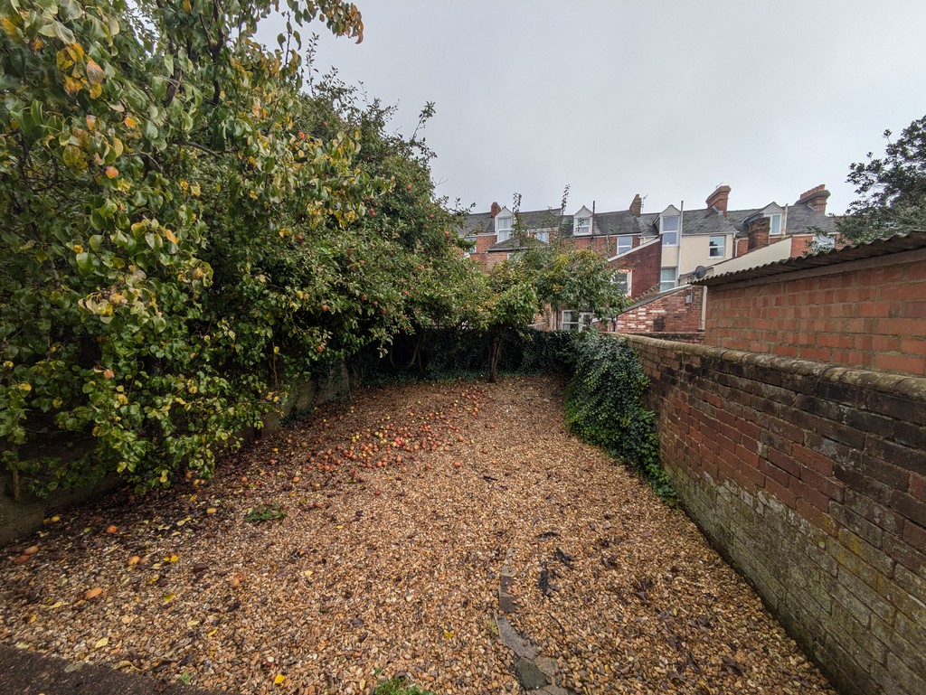 6 bed house to rent in 31 Springfield Road, Exeter 21