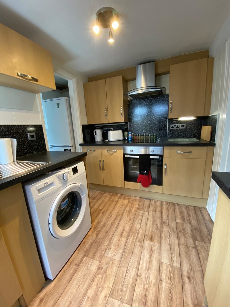 4 bed house for sale in Hoopern Street, Exeter  - Property Image 2