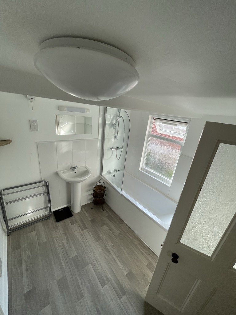 5 bed house to rent in Alexandra Terrace, Exeter  - Property Image 13