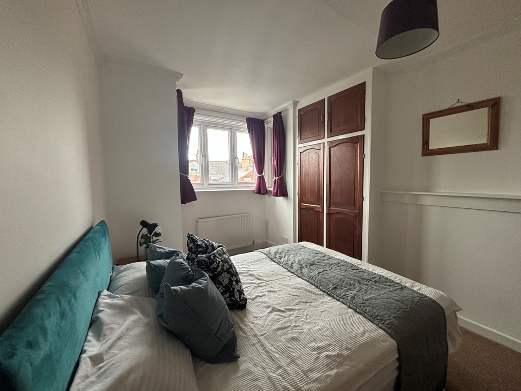 5 bed house for sale  - Property Image 8