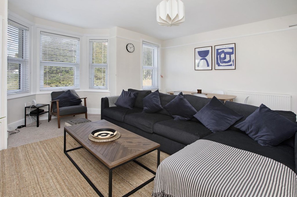 6 bed house for sale in Archibald Road, Exeter  - Property Image 3
