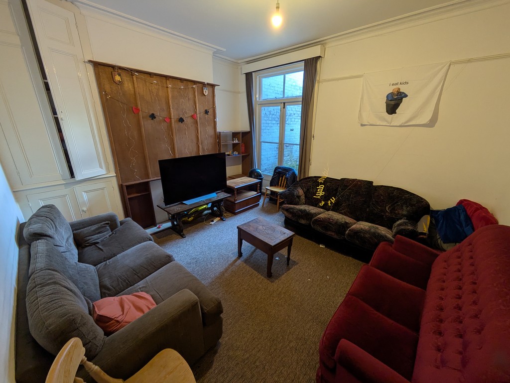 7 bed house to rent in Blackall Road, Exeter 2