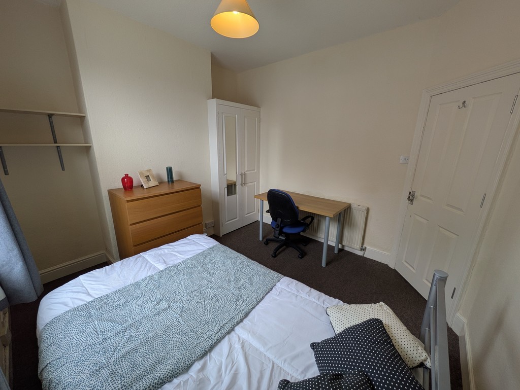 5 bed house for sale  - Property Image 7