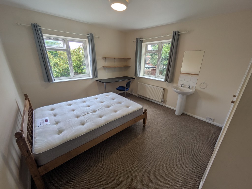4 bed flat to rent in Polsloe Road, Exeter 10