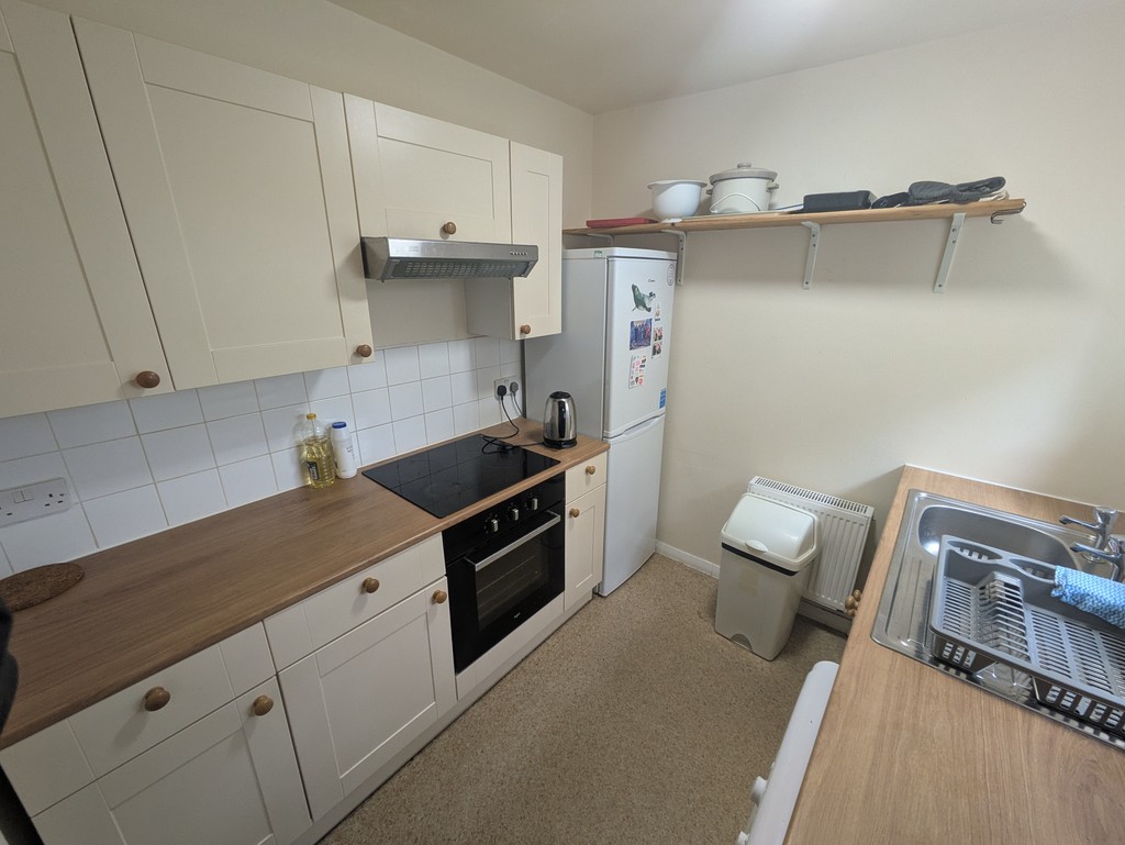 1 bed flat to rent in Polsloe Road, Exeter  - Property Image 4