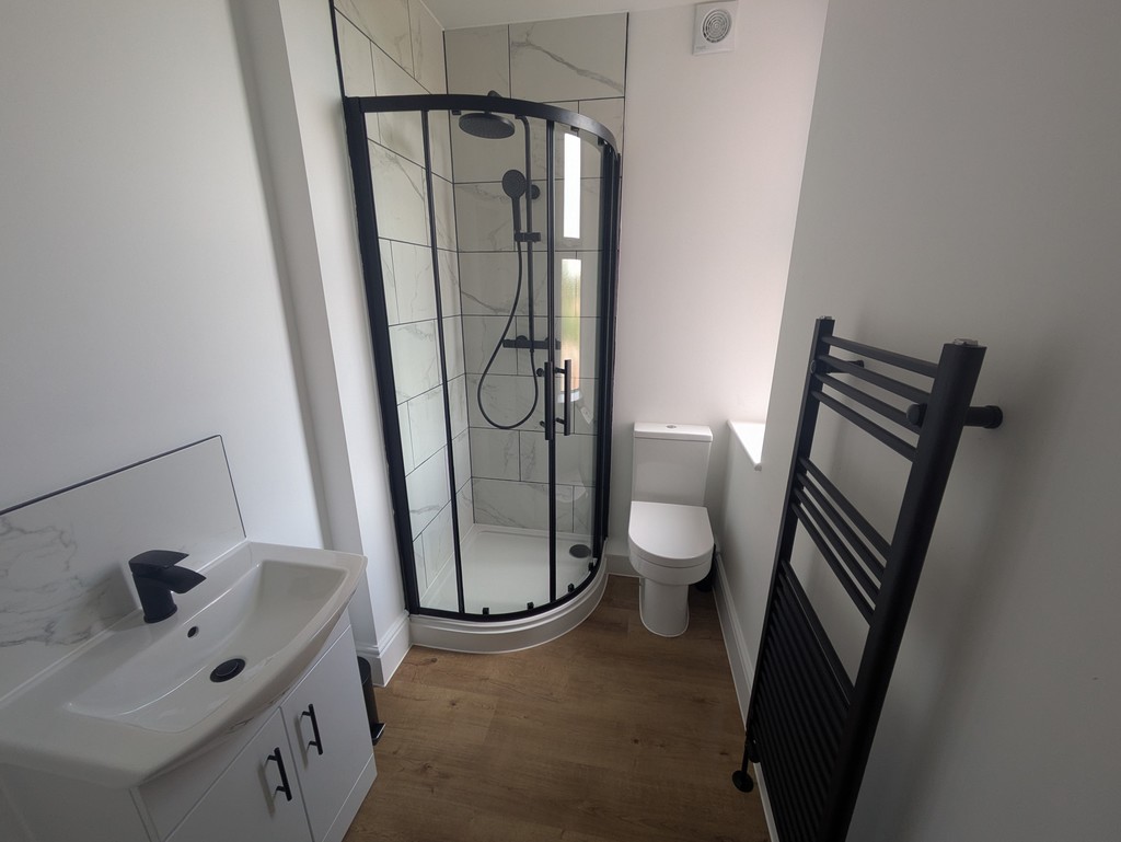 2 bed flat to rent in Mount Pleasant Road, Exeter  - Property Image 8