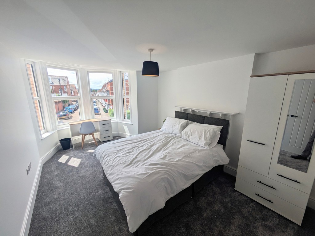 2 bed flat to rent in Mount Pleasant Road, Exeter 5