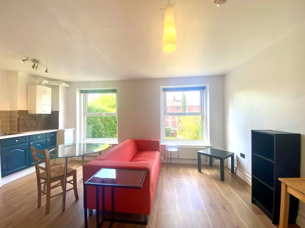 2 bed flat to rent in Longbrook Street, Exeter 4
