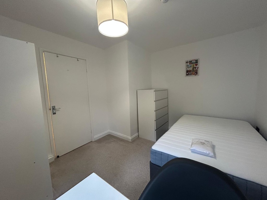 2 bed flat to rent in Longbrook Street, Exeter  - Property Image 5