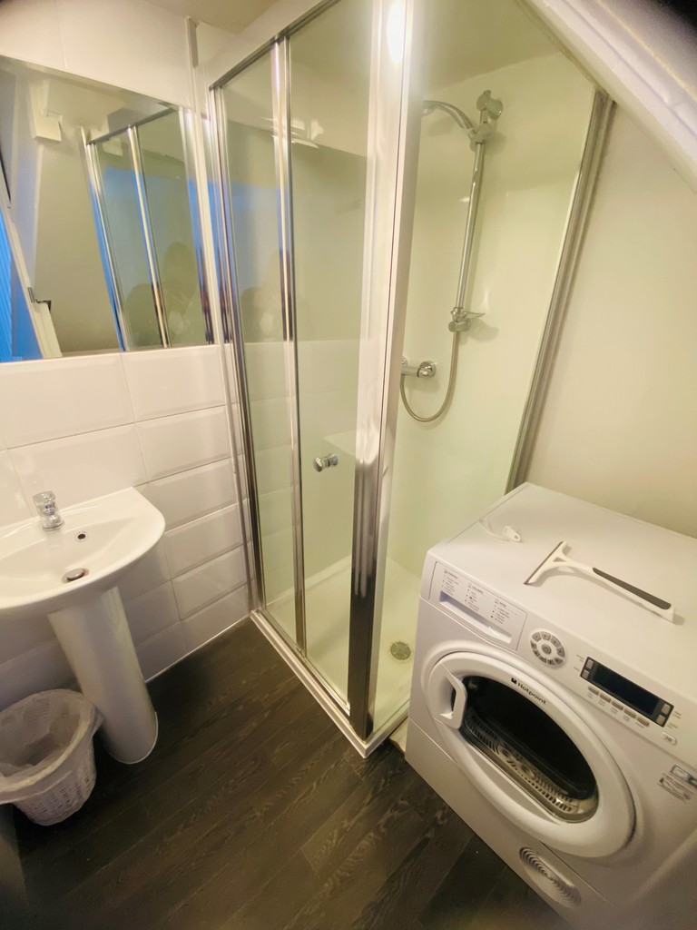 3 bed house for sale 8