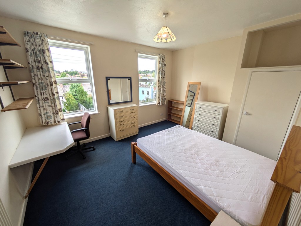 6 bed house for sale 9