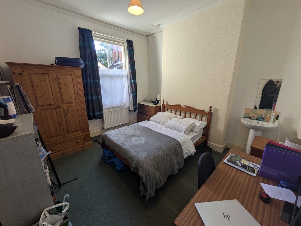 9 bed house to rent  - Property Image 20