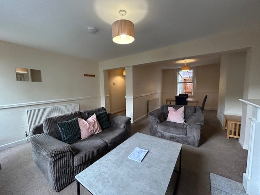 2 bed house for sale in Bridge Cottages, Well Street  - Property Image 3