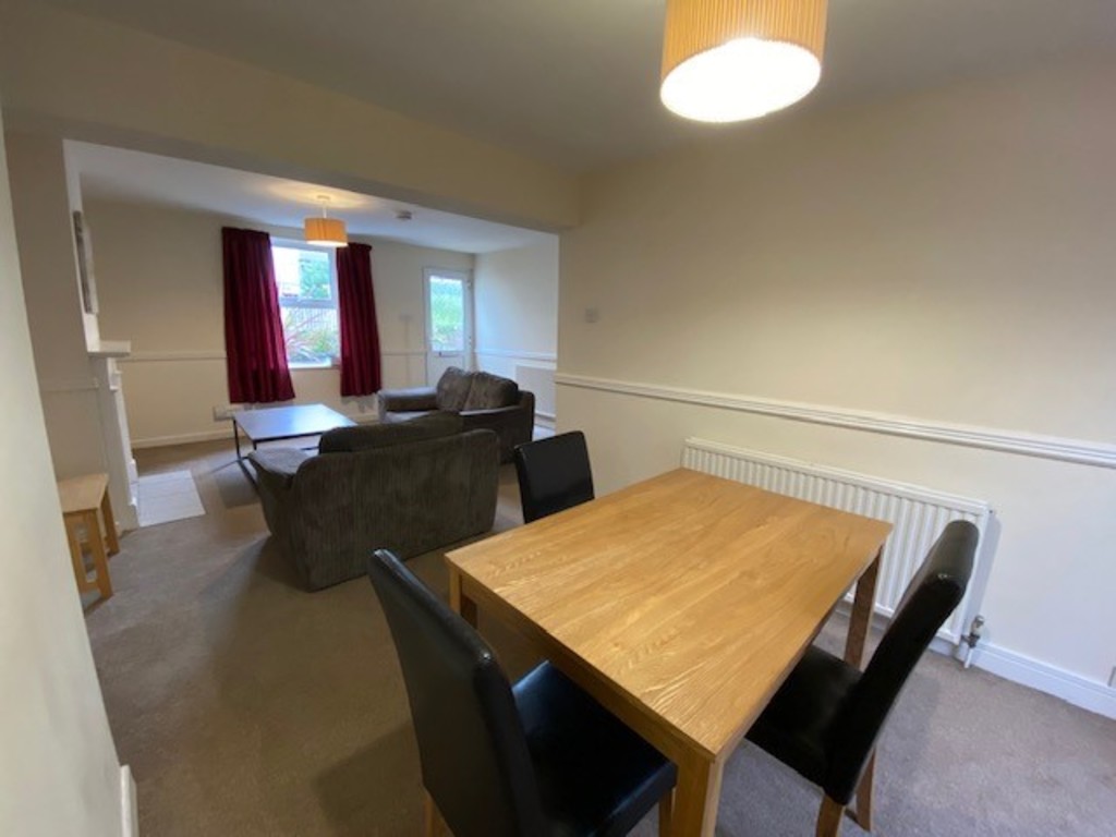 2 bed house for sale in Bridge Cottages, Well Street  - Property Image 4