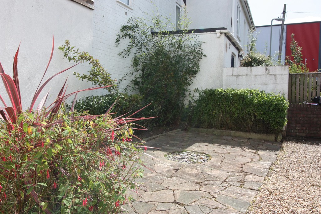 2 bed house for sale in Bridge Cottages, Well Street  - Property Image 7