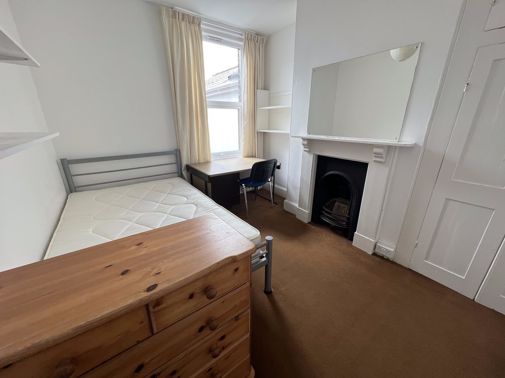 6 bed house for sale in Elmside  - Property Image 9