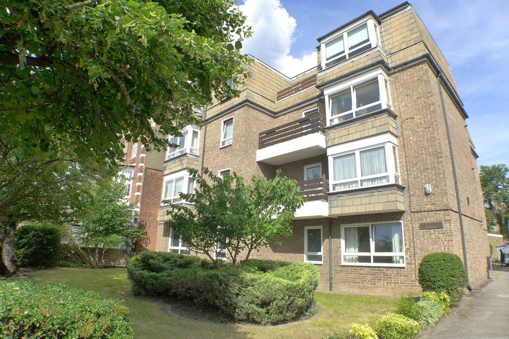 1 bed flat to rent in Edam Court, Station Road, DA15, DA15