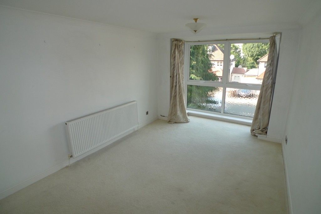 1 bed flat to rent in The Firs, 162 Longlands Road, DA15